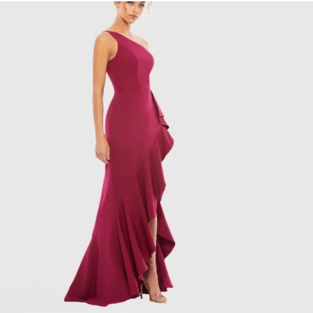 Mac Duggal NWT
